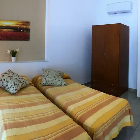 Gelvi Holiday home *